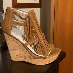 New in box! Cute wedges